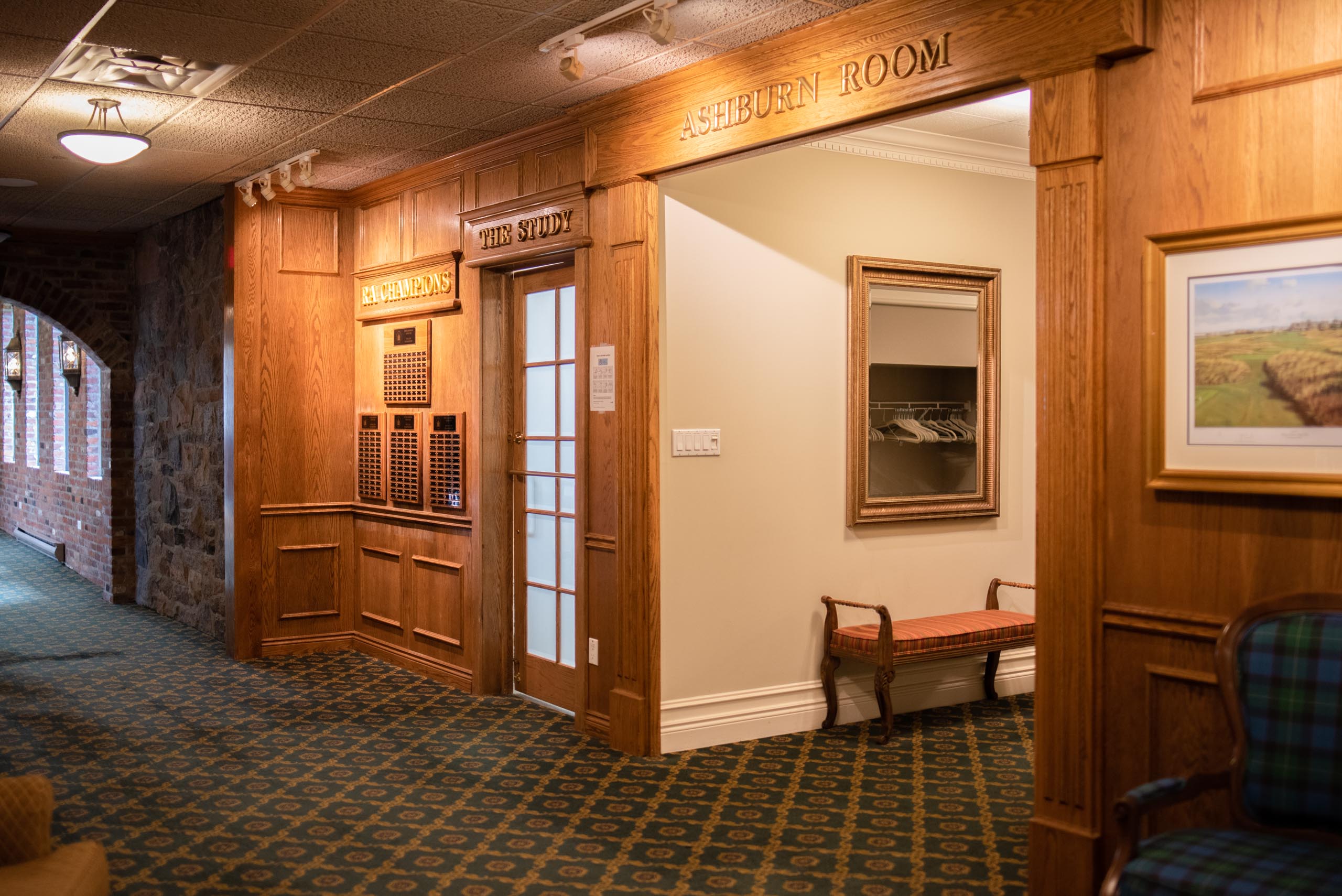 main hallway royal ashburn golf club whitby ontario